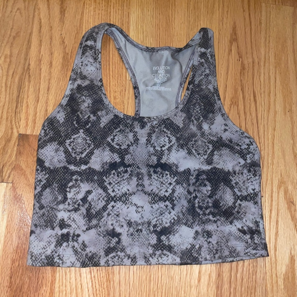 Snakeskin workout cropped tank (M)